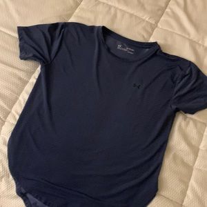 Under armor workout shirt